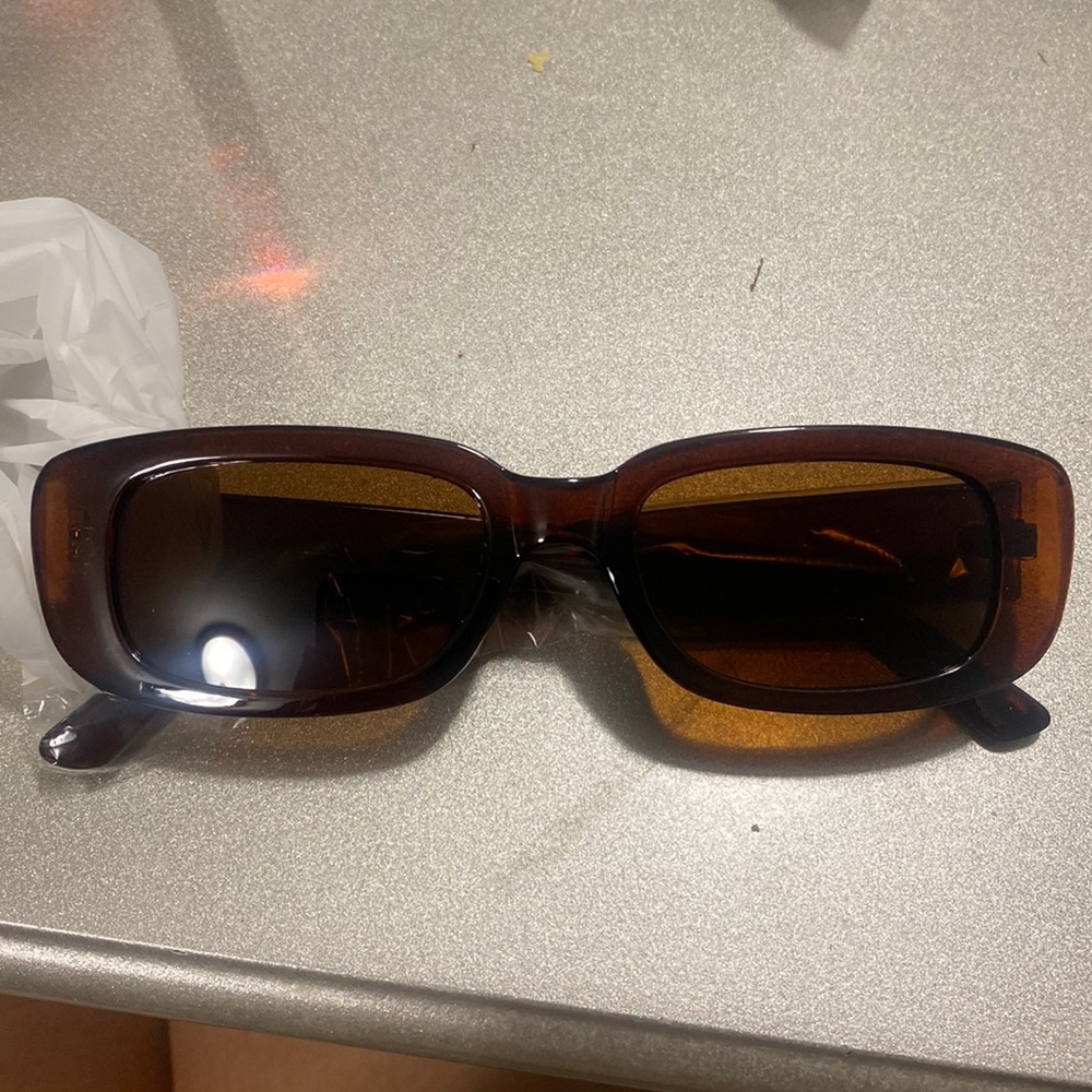 Brown sunglasses